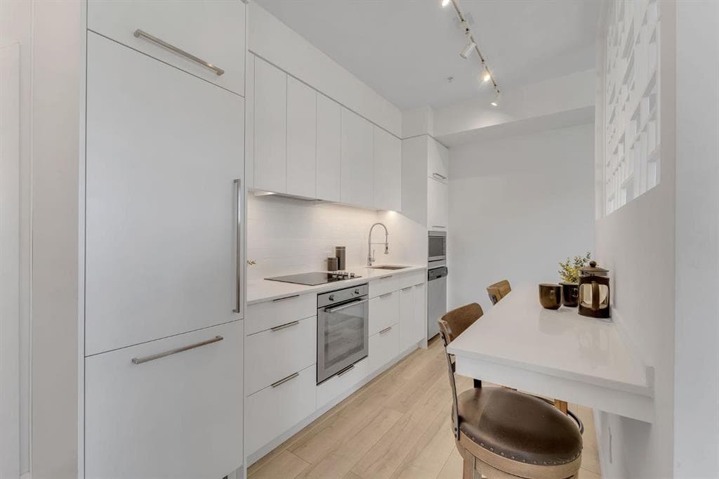 1-bed Apartment for sale at 211, 3125 39 Street NW, Calgary
