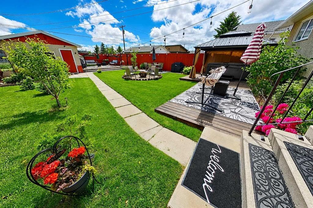 3-bed Detached for sale at 3232 Doverville Crescent SE, Calgary