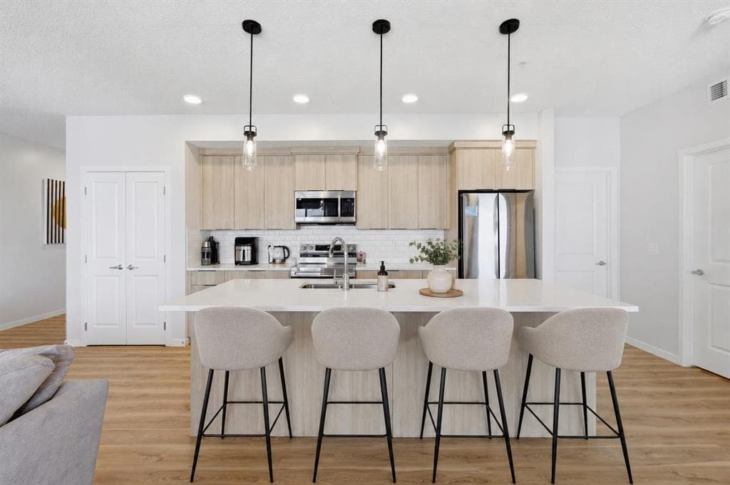 2-bed Apartment for sale at 3304, 33 Carringham Gate NW, Calgary