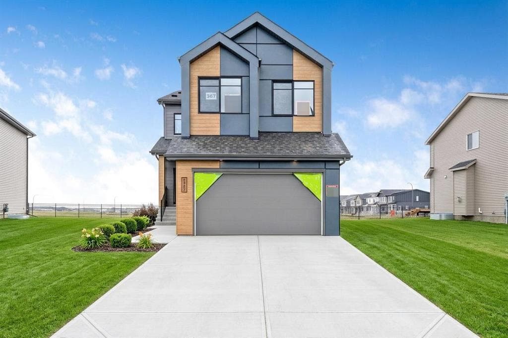 367 Heartwood Gardens SE — photo 1