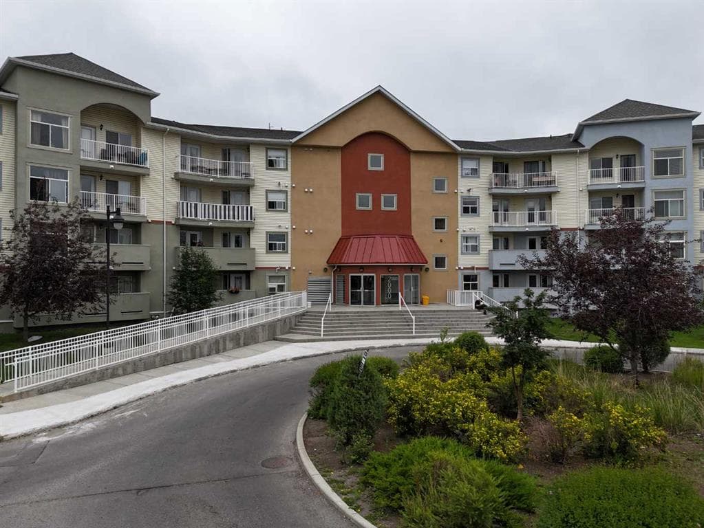 2-bed Apartment for sale at 2430, 700 Willowbrook Road NW, Airdrie
