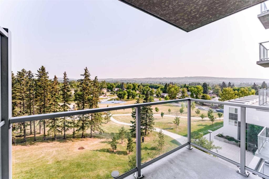 2-bed Apartment for sale at 511, 30 Brentwood Common NW, Calgary