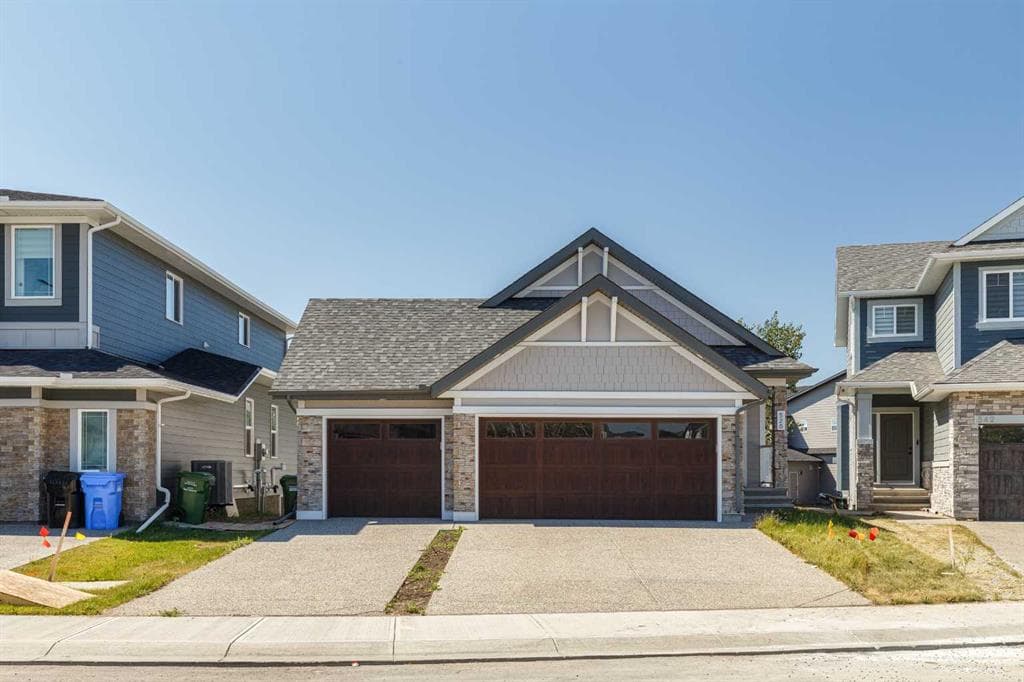 4-bed Detached for sale at 528 Legacy Woods Circle SE, Calgary