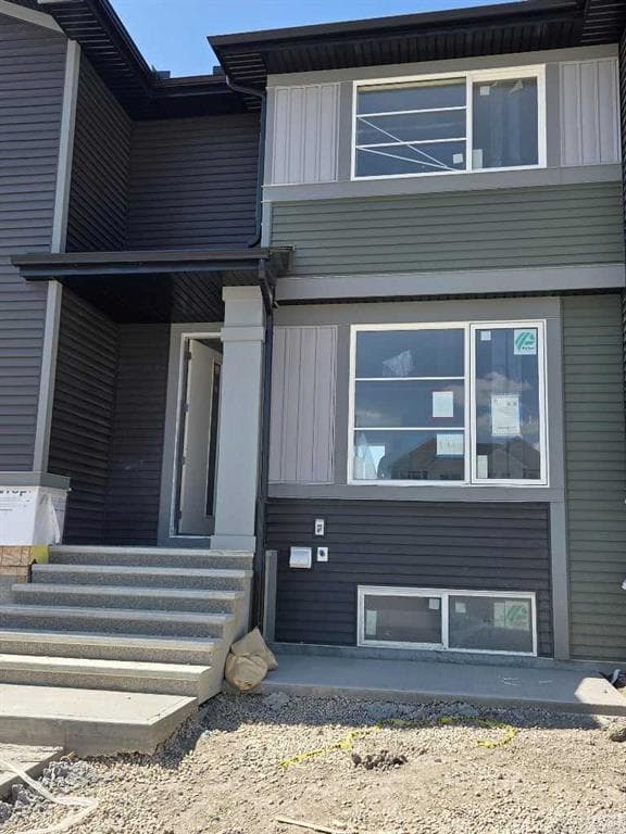 3-bed Townhouse for sale at 191 Lanark Gate SE, Airdrie