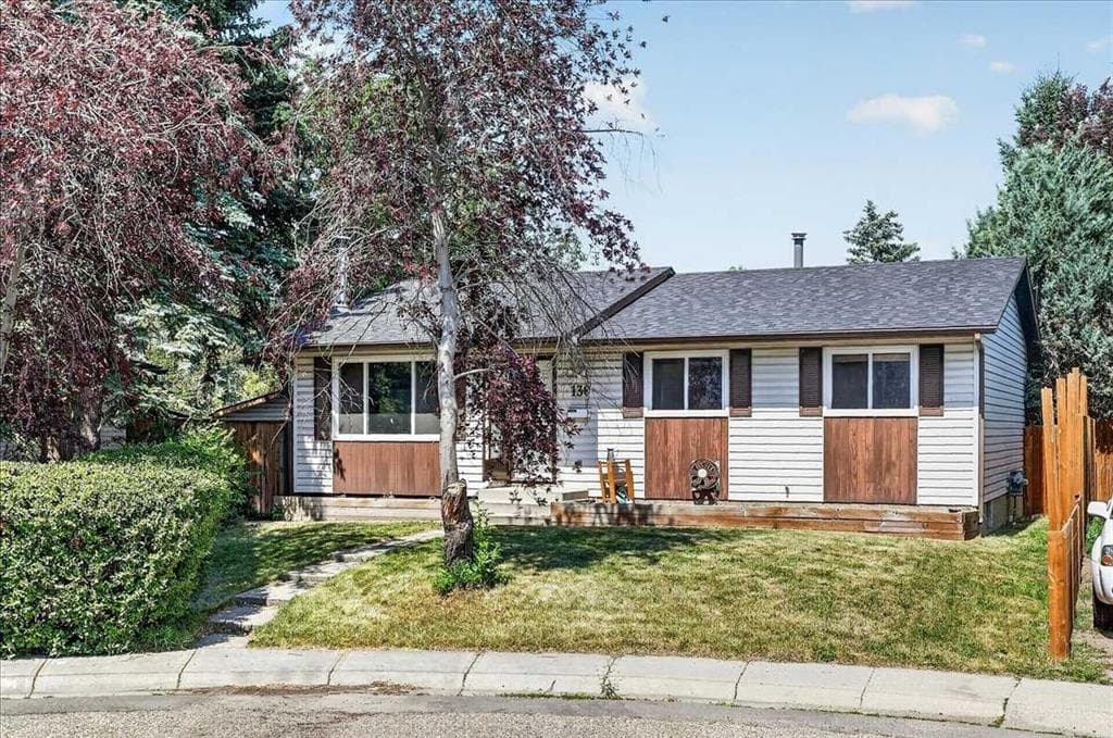 4-bed Detached for sale at 136 Templeview Place NE, Calgary
