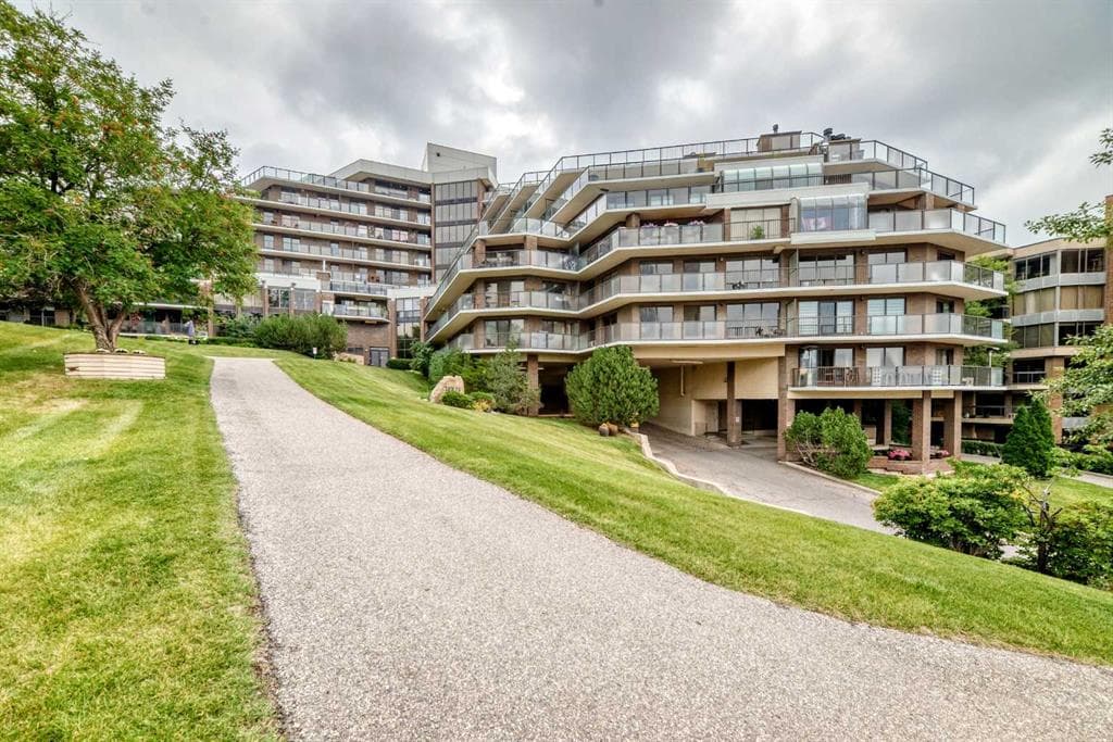 1-bed Apartment for sale at 101, 300 Meredith Road NE, Calgary