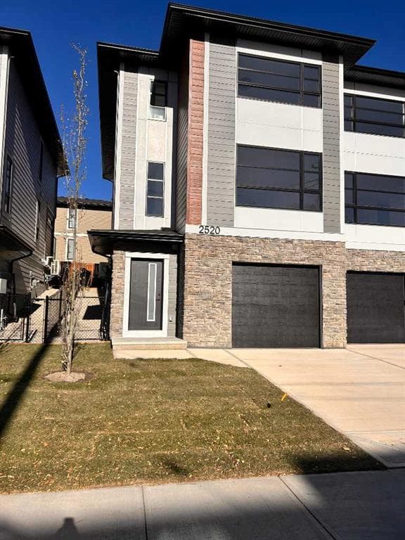 3-bed Semi-detached for sale at 2520 21 Avenue SW, Calgary