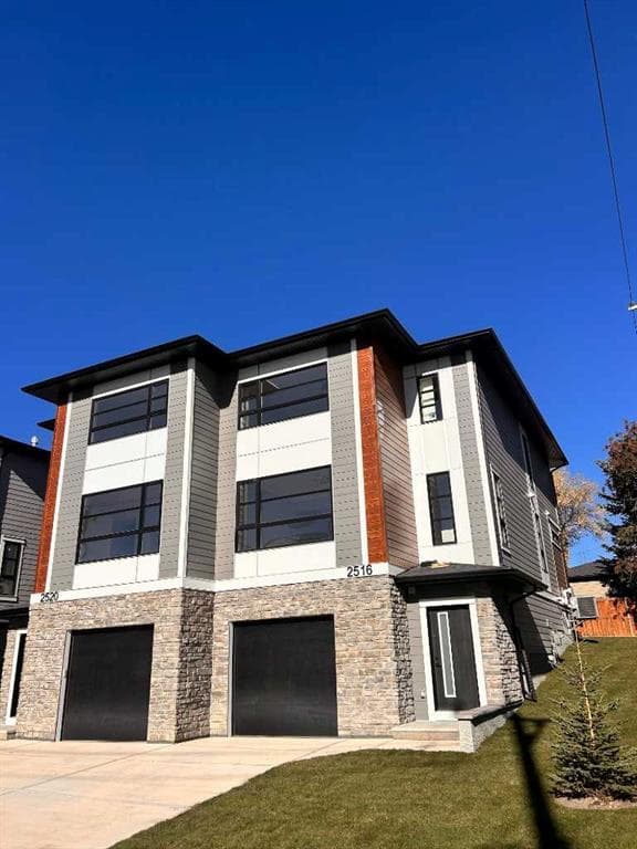 3-bed Semi-detached for sale at 2516 21 Avenue SW, Calgary