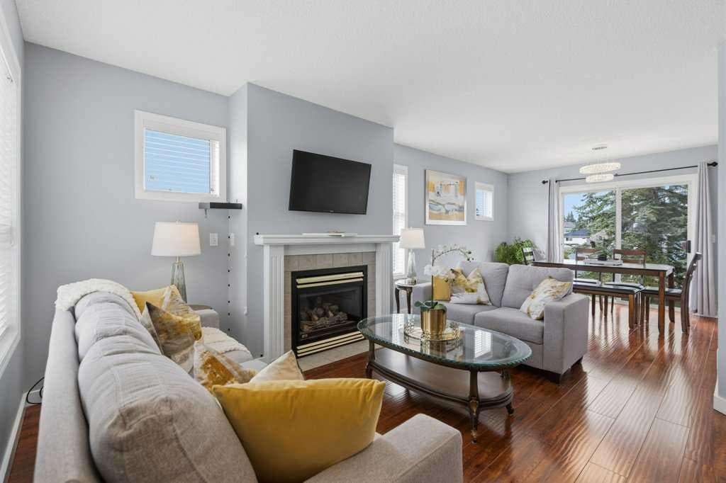 4-bed Townhouse for sale at 126 Harvest Gold Place NE, Calgary
