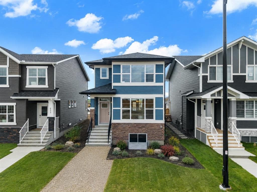 3-bed Detached for sale at 659 Chelsea Pier Run, Chestermere