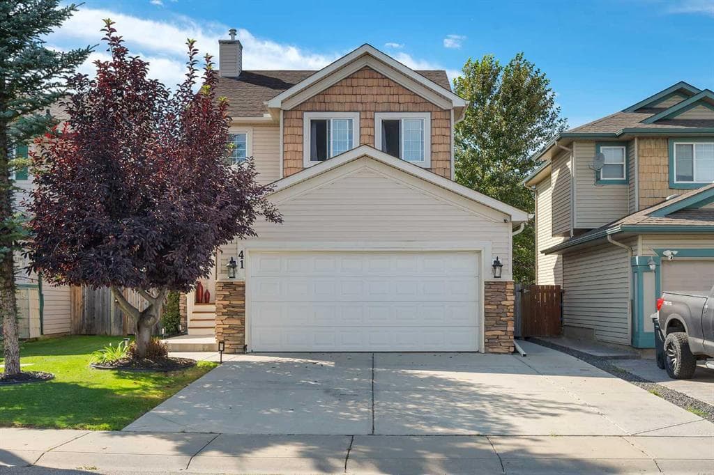 3-bed Detached for sale at 41 Cimarron Meadows Close, Okotoks