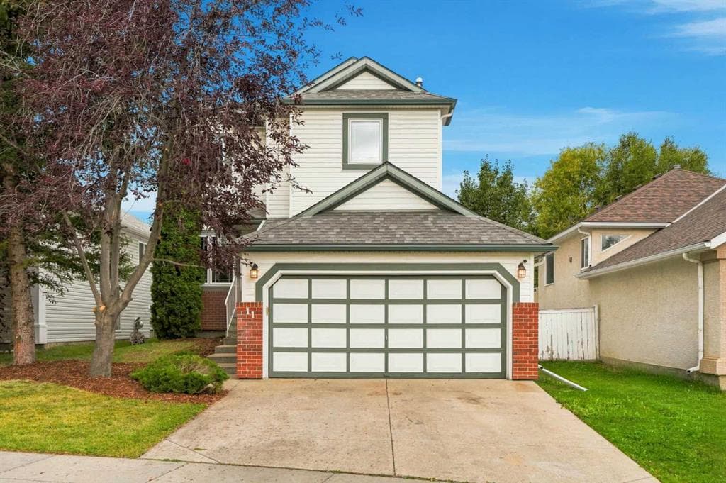 4-bed Detached for sale at 11 Somercrest Circle SW, Calgary