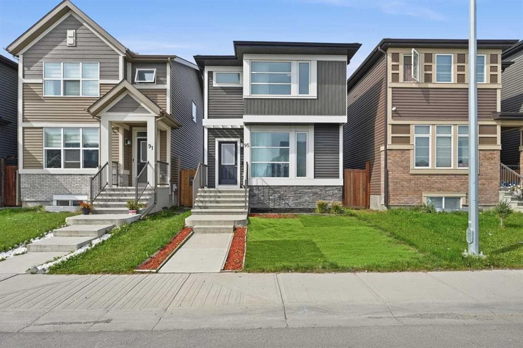 3-bed Detached for sale at 95 Corner Meadows Villas NE, Calgary