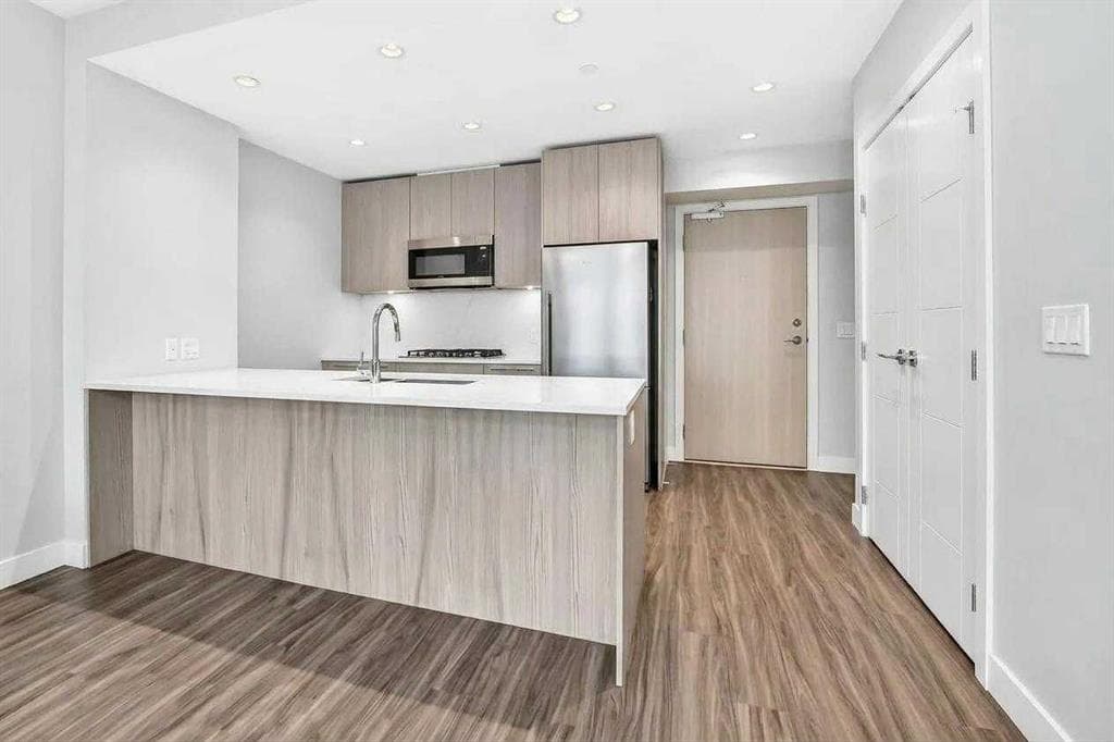 1-bed Apartment for sale at 1807, 530 3 Street SE, Calgary