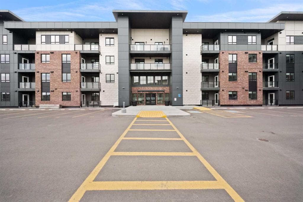1-bed Apartment for sale at 2215, 520 Reynolds Avenue SW, Airdrie