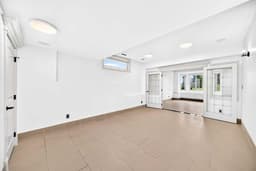 Thumbnail 38