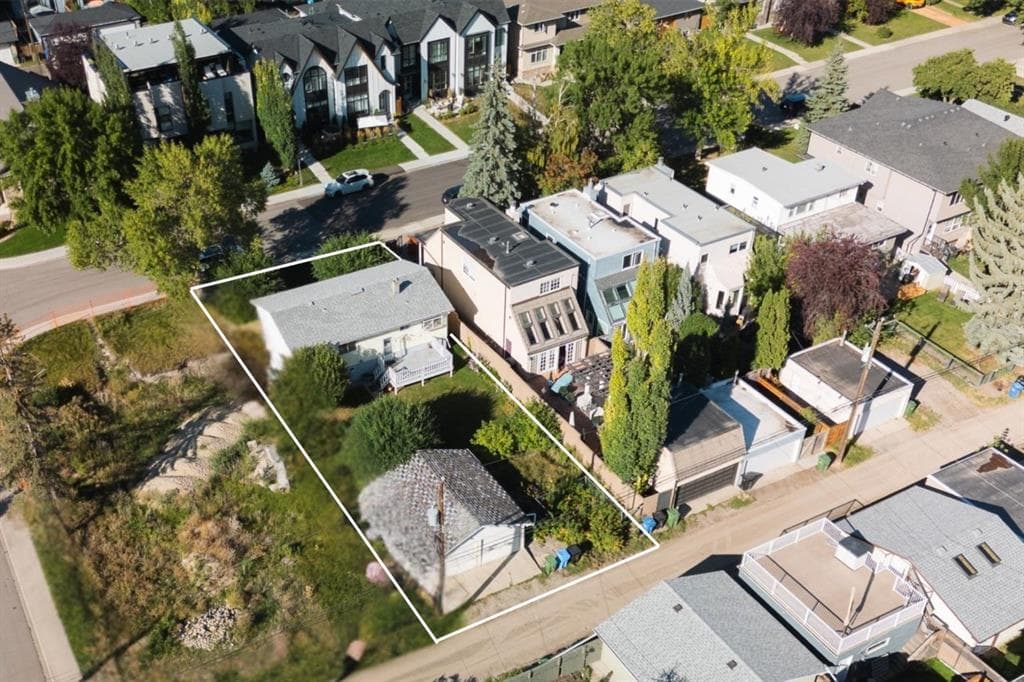4-bed Detached for sale at 435 51 Avenue, Calgary