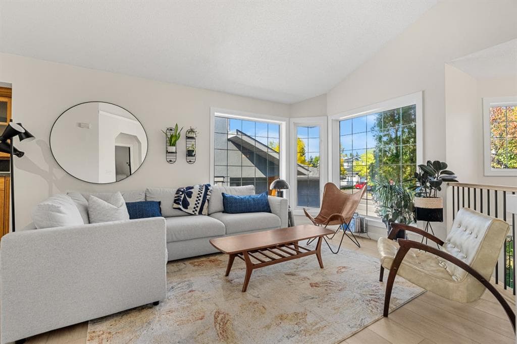 3-bed Detached for sale at 9878 Hidden Valley Drive NW, Calgary