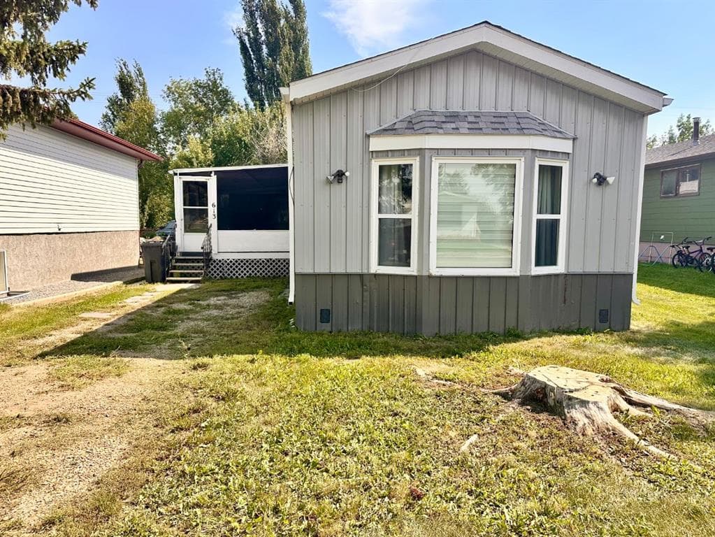 3-bed Detached for sale at 613 Iris Street, Rosemary