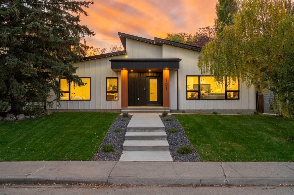 5-bed Detached for sale at 151 Waterloo Drive SW, Calgary