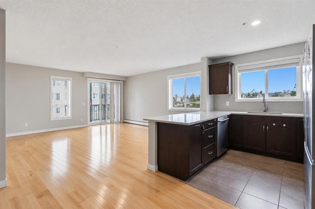 2-bed Apartment for sale at 3301, 10 Country Village Park NE, Calgary