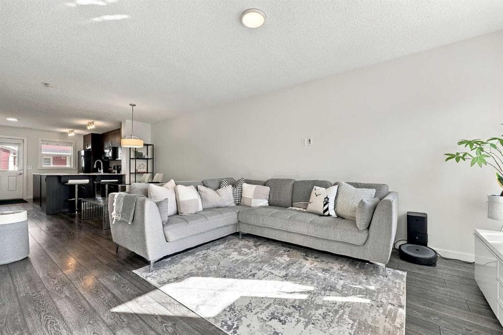 2-bed Townhouse for sale at 520 Auburn Bay Circle SE, Calgary