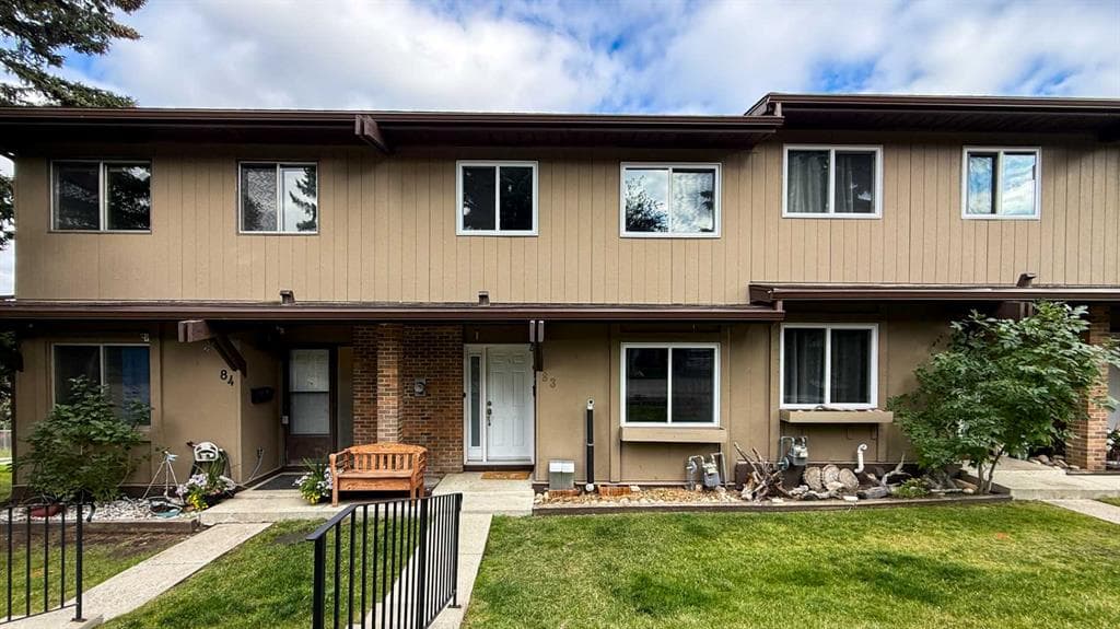 3-bed Townhouse for sale at 83, 1055 72 Avenue NW, Calgary