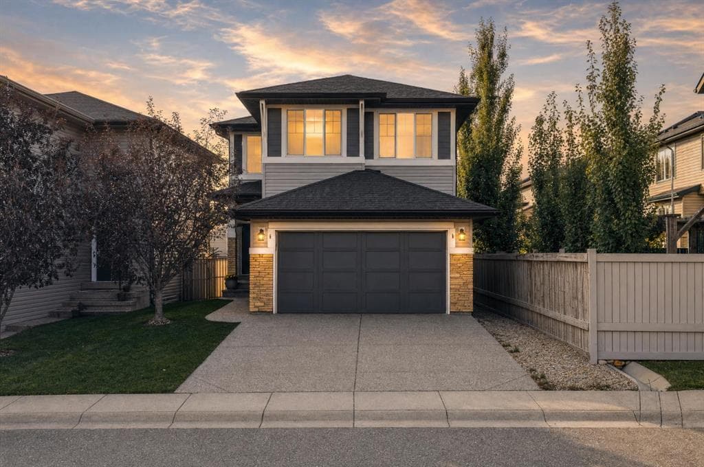 3-bed Detached for sale at 28 Evansview Manor NW, Calgary