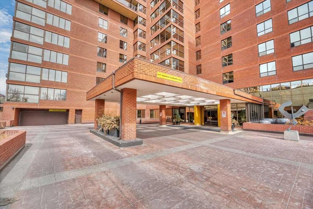 2-bed Apartment for sale at 501, 318 26 Avenue SW, Calgary