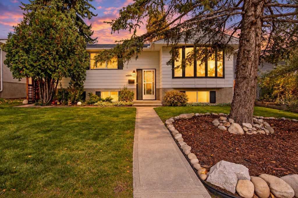 3-bed Detached for sale at 11147 Braeside Drive SW, Calgary