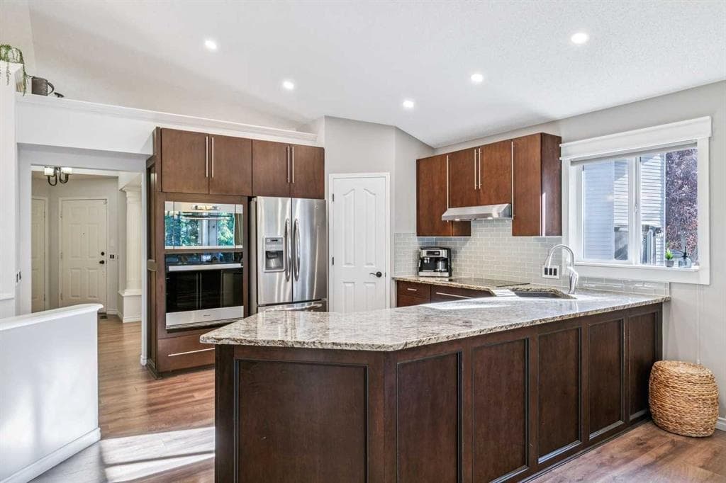 5-bed Detached for sale at 36 Hidden Ranch Mews NW, Calgary