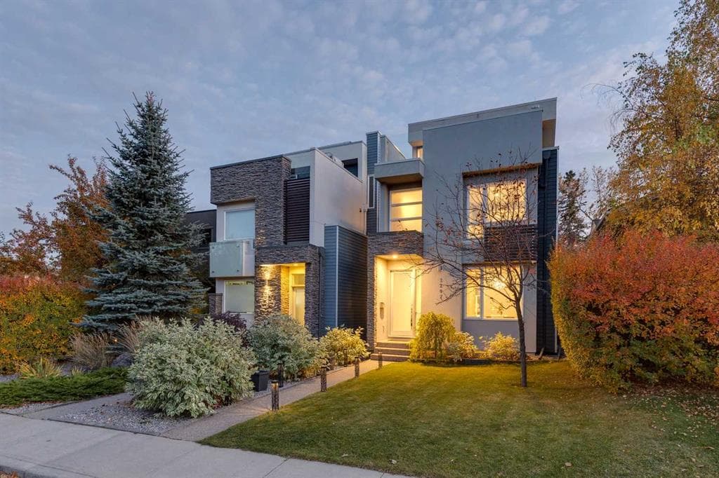 4-bed Detached for sale at 2207 32 Avenue SW, Calgary