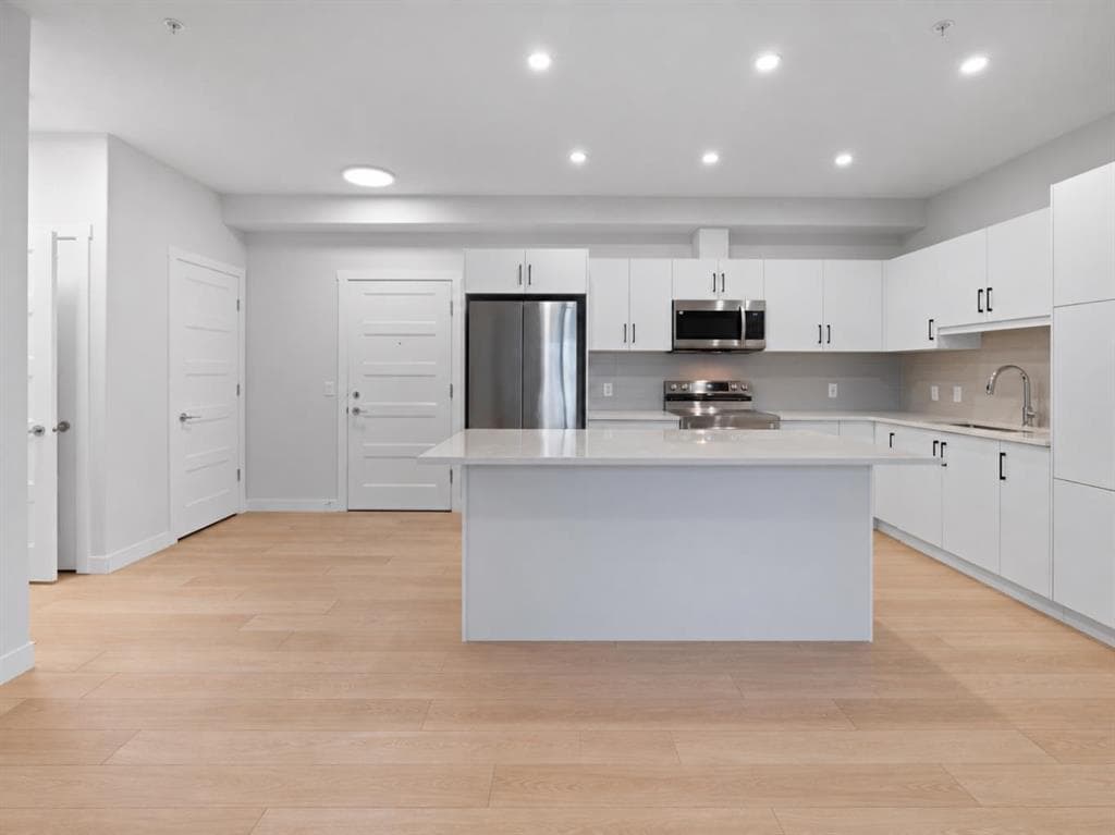 2-bed Apartment for sale at 1112, 81 Arbour Lake View NW, Calgary