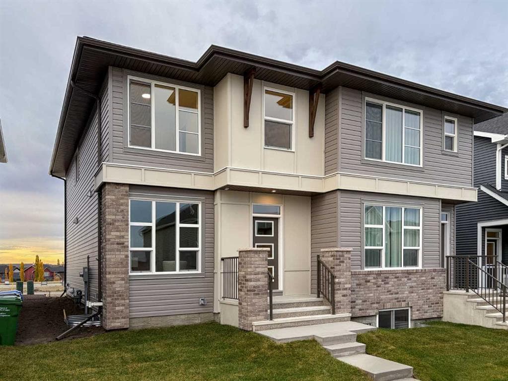 4-bed Semi-detached for sale at 157 Silver Spruce Road SW, Calgary