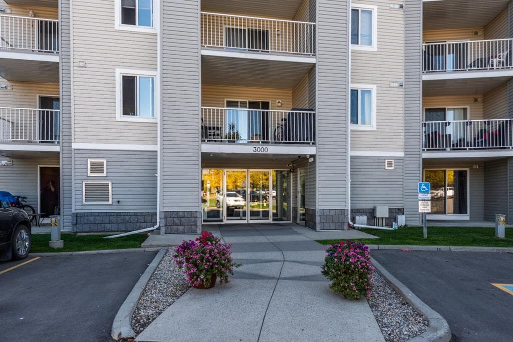 1-bed Apartment for sale at 3415, 1620 70 Street SE, Calgary