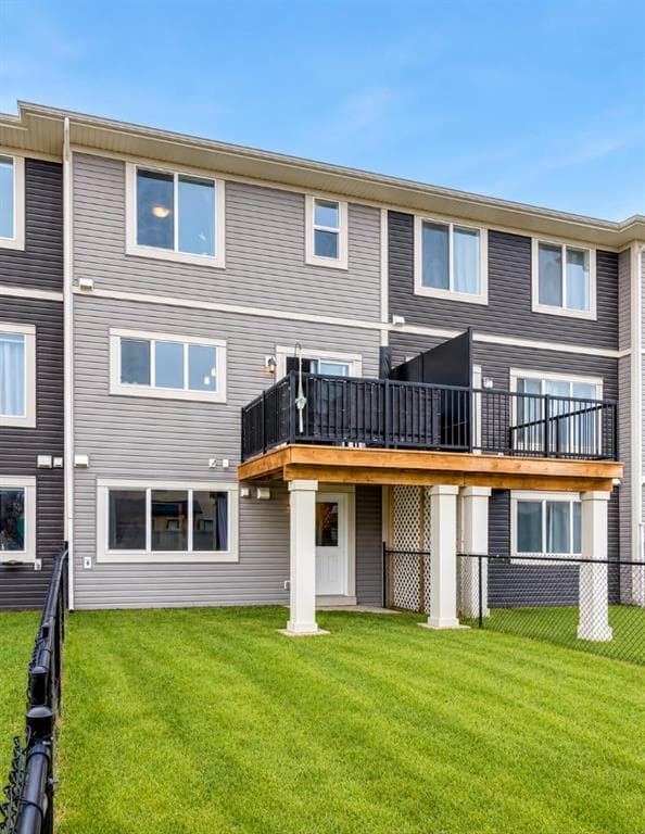3-bed Townhouse for sale at 497 Hillcrest Road SW, Airdrie