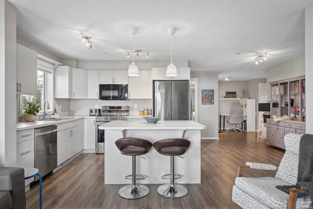 2-bed Apartment for sale at 4201, 279 Copperpond Common SE, Calgary