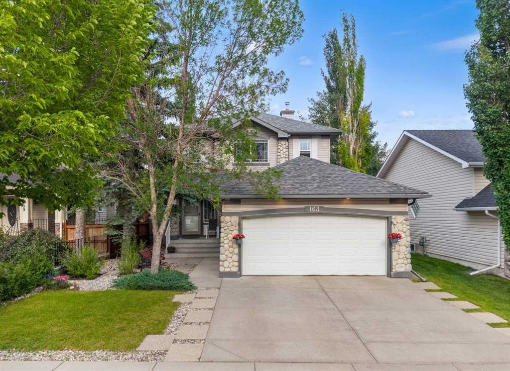 3-bed Detached for sale at 163 West Lakeview Passage, Chestermere