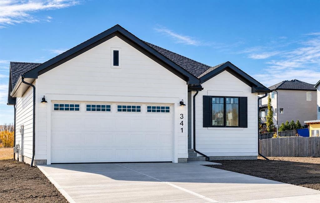 1-bed Detached for sale at 341 Flare Avenue SW, Diamond Valley