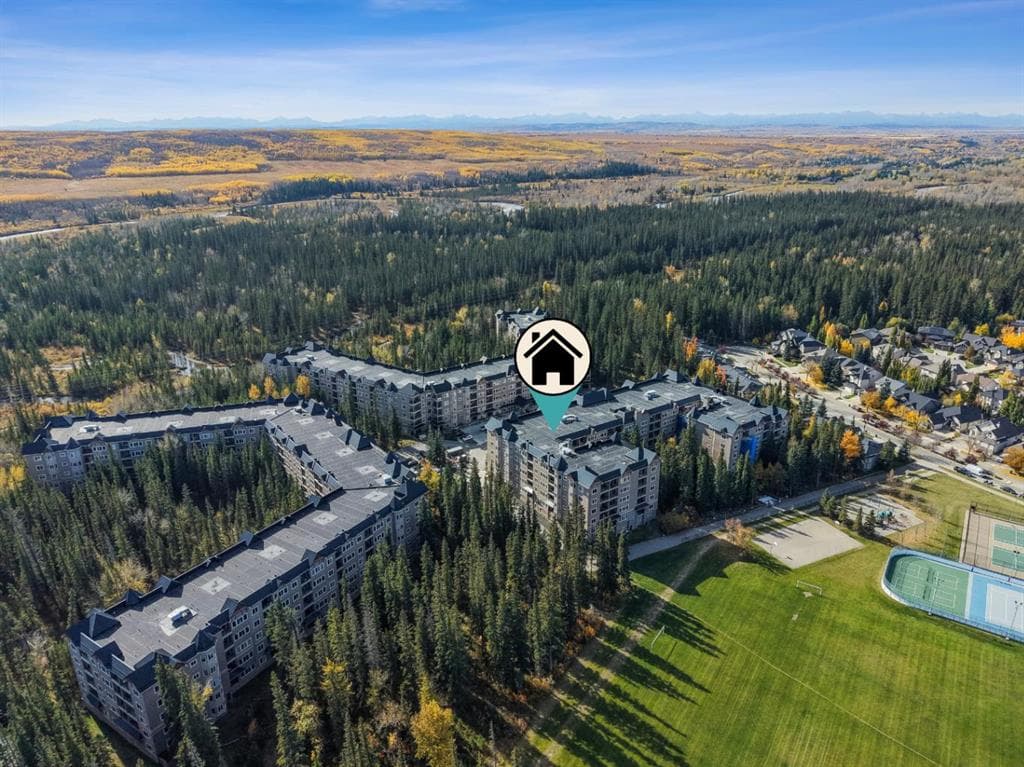 2-bed Apartment for sale at 103, 30 Discovery Ridge Close SW, Calgary