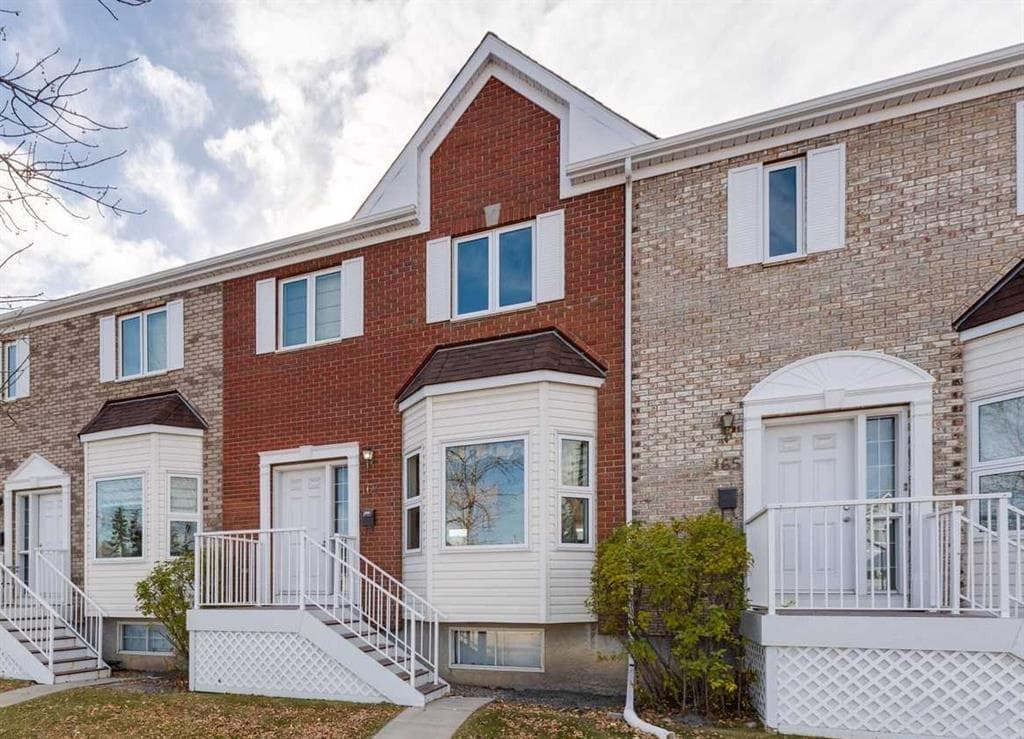 3-bed Townhouse for sale at 163 Citadel Drive NW, Calgary