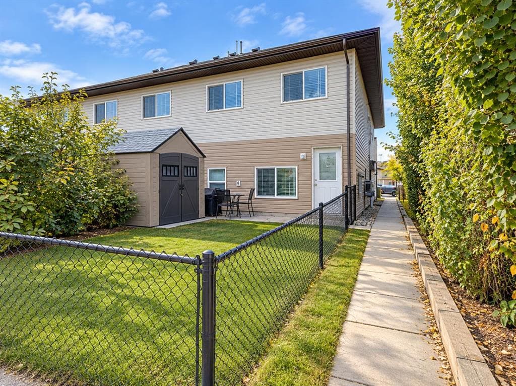 D, 111 4 Avenue — photo 1