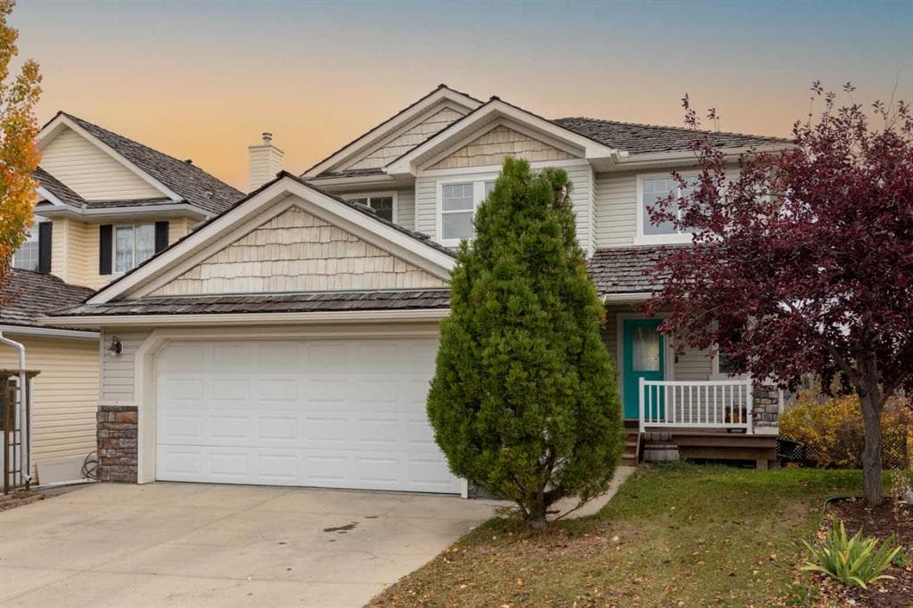 151 Bow Ridge Crescent — photo 1