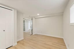 Thumbnail 36