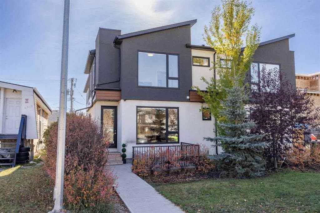3-bed Townhouse for sale at 2617 12 Avenue SE, Calgary