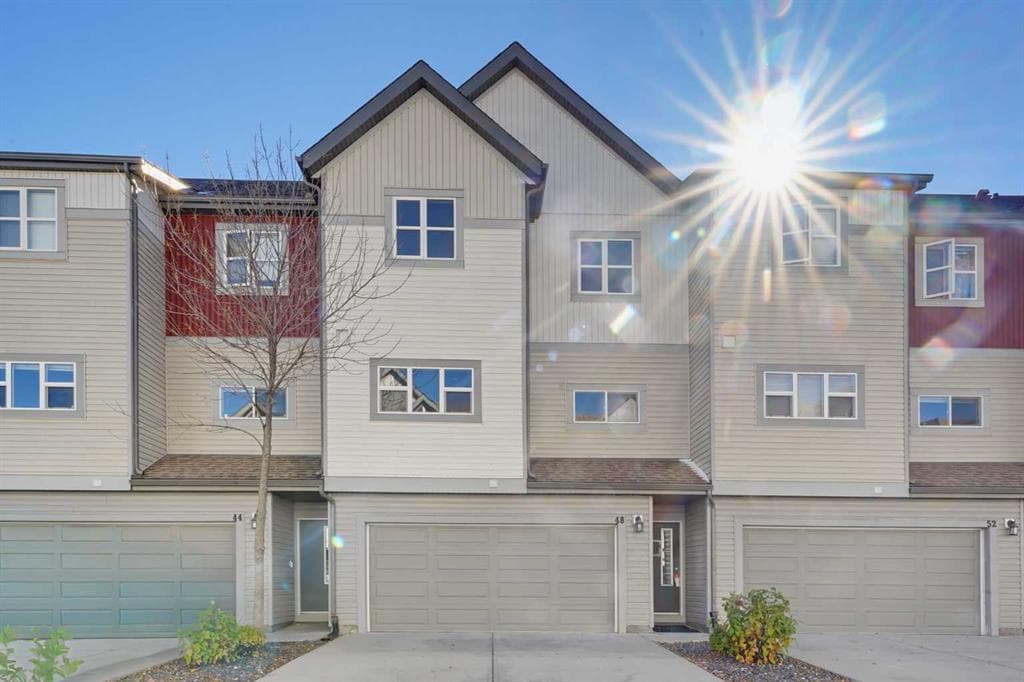 3-bed Townhouse for sale at 48 Copperstone Cove SE, Calgary