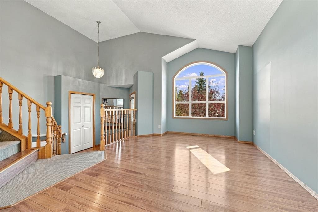 184 Hidden Circle NW — photo 1