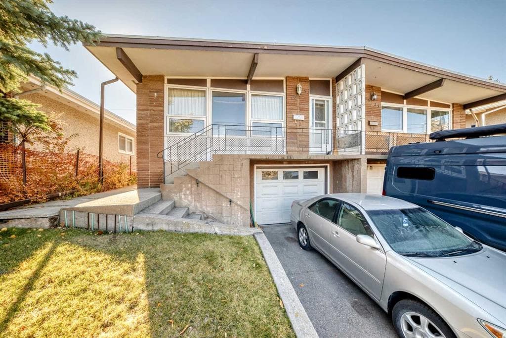 2-bed Semi-detached for sale at 1523 24 Avenue NW, Calgary