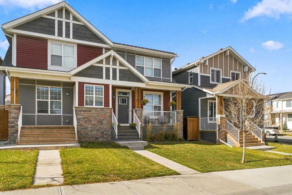71 Howse Rise NE — photo 1