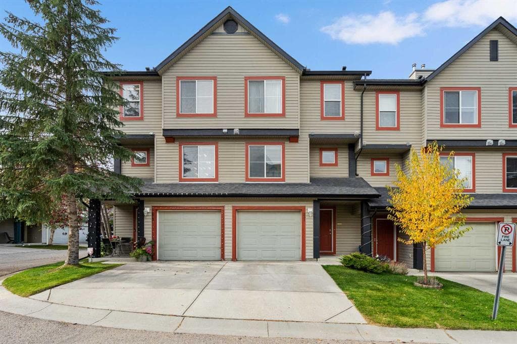 2-bed Townhouse for sale at 231 Copperfield Lane SE, Calgary